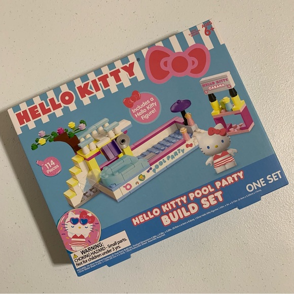 Sanrio Hello Kitty Pool Party Build Set-NIB - Picture 3 of 6